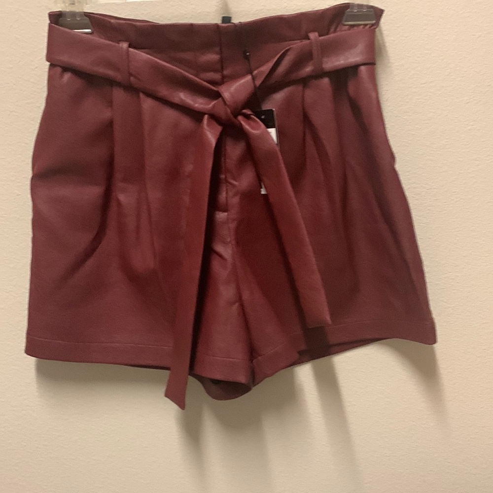 BCBG FAUX Leather shorts